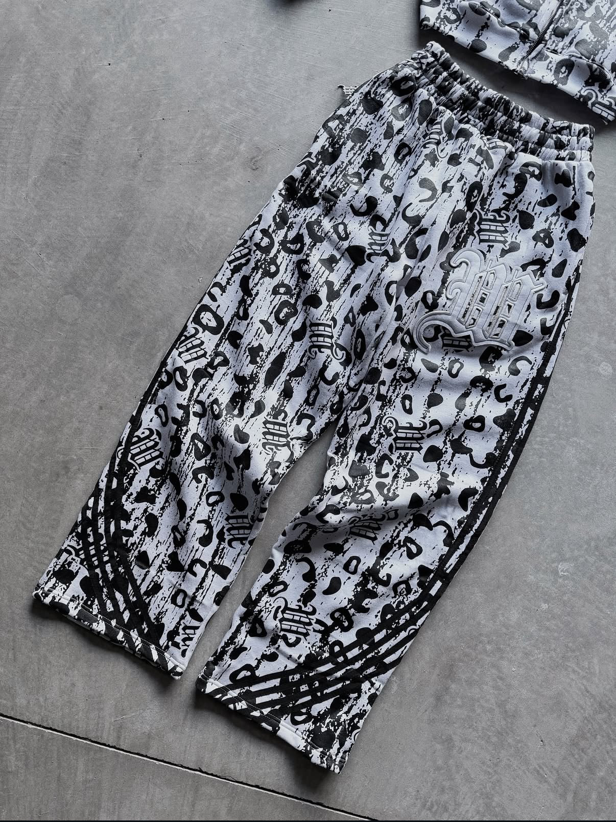 Unisex Jungle Sweatsuits